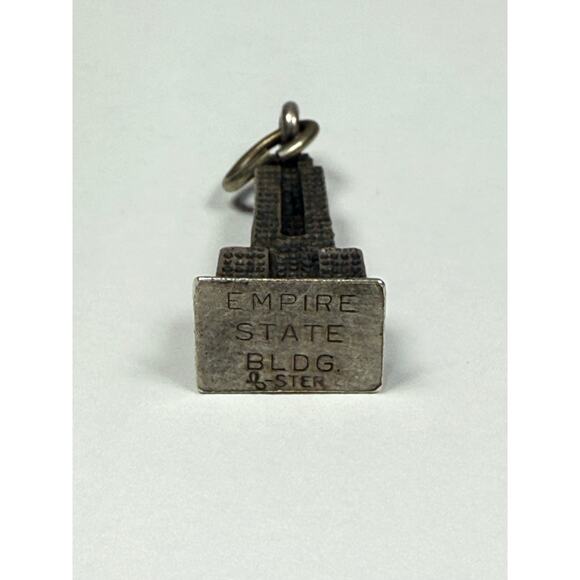 Vintage Beau Empire State Building New York 925 Sterling Charm 4.16grams (22) - Picture 1 of 8